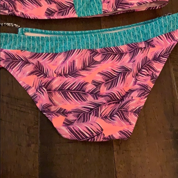 Hula Honey Swim Suit NWT - Picture 2 of 7